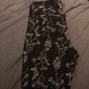 Old Navy Pixie crops